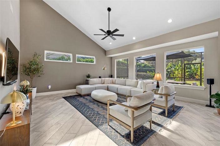 Image No.31-Propriété de 5 chambres à vendre à Orlando