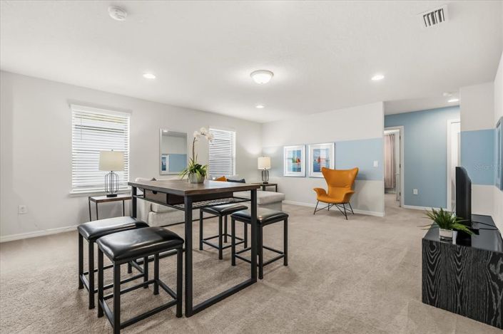 Image No.11-6 Bed Property for sale