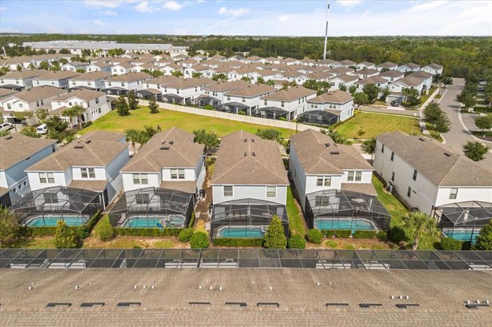 Image No.38-6 Bed Property for sale