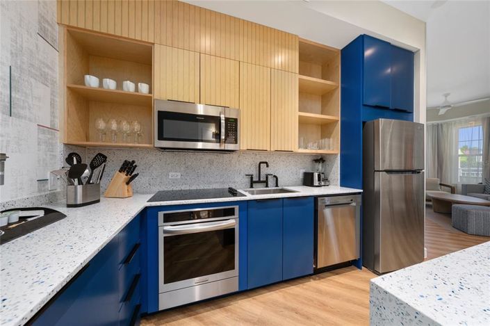 Image No.12-2 Bed Property for sale