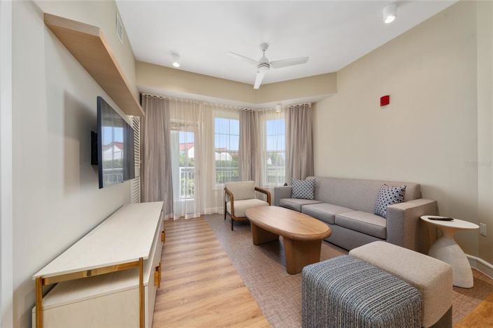 Image No.15-2 Bed Property for sale