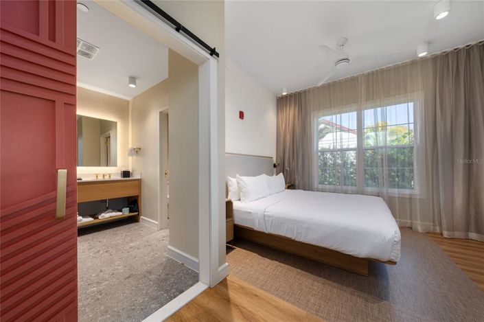 Image No.20-2 Bed Property for sale