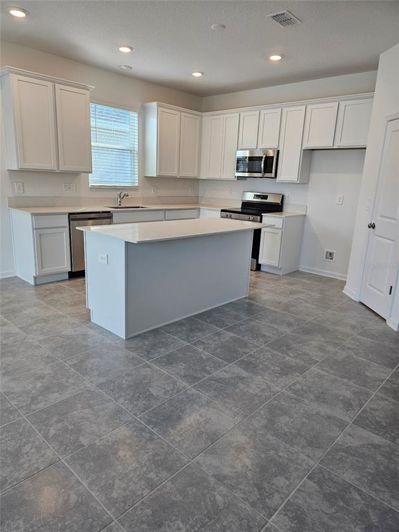 Image No.10-4 Bed Property for sale