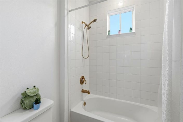 Image No.37-4 Bed Property for sale