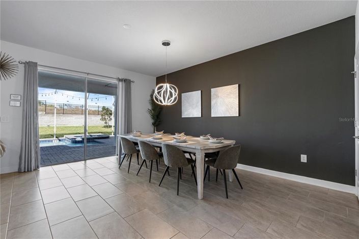 Image No.12-7 Bed Property for sale