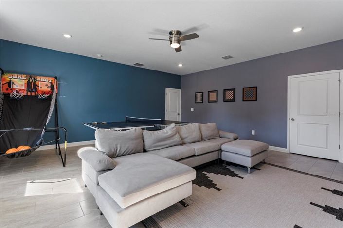 Image No.13-7 Bed Property for sale