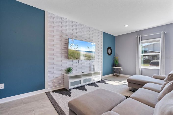 Image No.16-7 Bed Property for sale