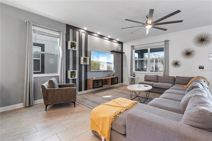 Image No.6-7 Bed Property for sale