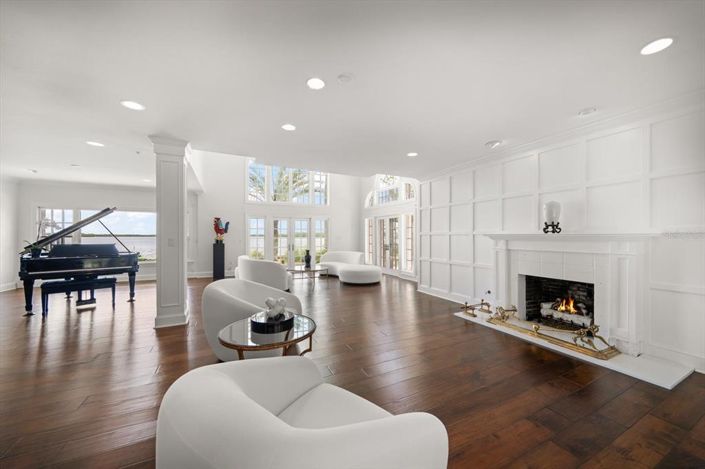 Image No.16-4 Bed Property for sale