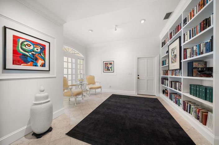 Image No.35-4 Bed Property for sale