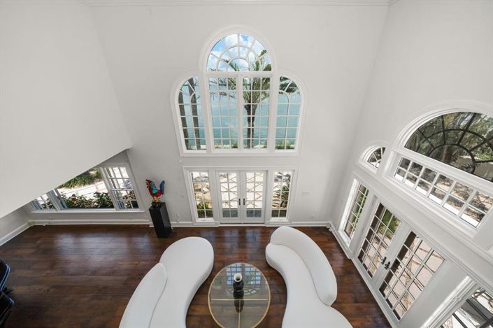 Image No.56-4 Bed Property for sale