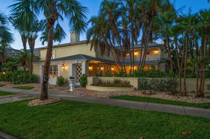 Image No.76-4 Bed Property for sale