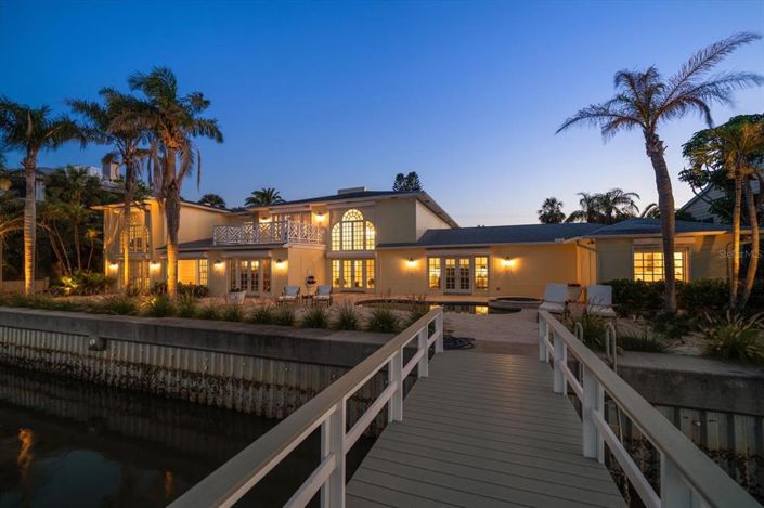 Image No.81-4 Bed Property for sale