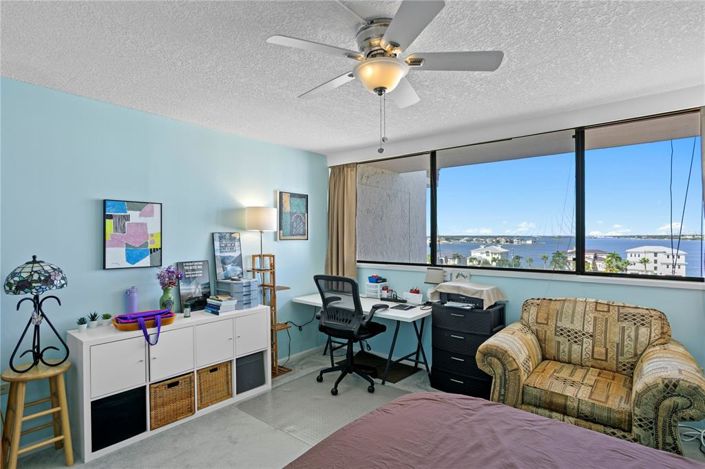 Image No.20-2 Bed Property for sale