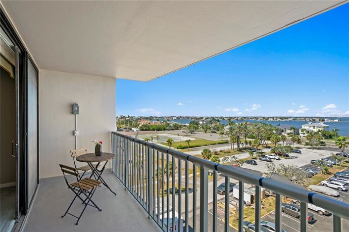 Image No.26-2 Bed Property for sale