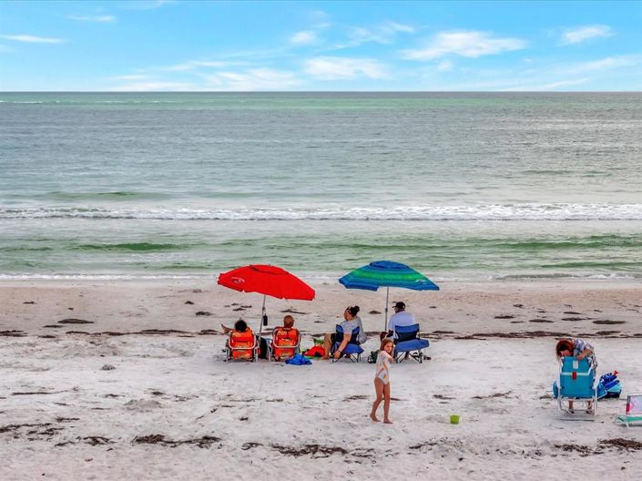 Image No.11-2 Bed Property for sale