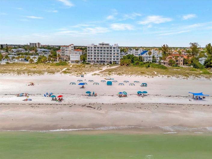 Image No.9-2 Bed Property for sale