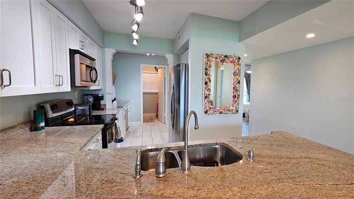 Image No.11-2 Bed Property for sale