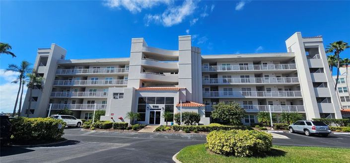 Image No.2-2 Bed Property for sale