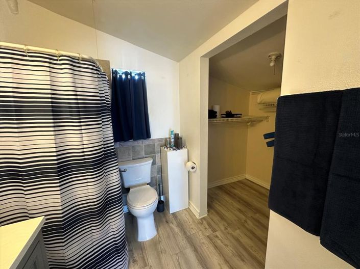 Image No.37-3 Bed Property for sale