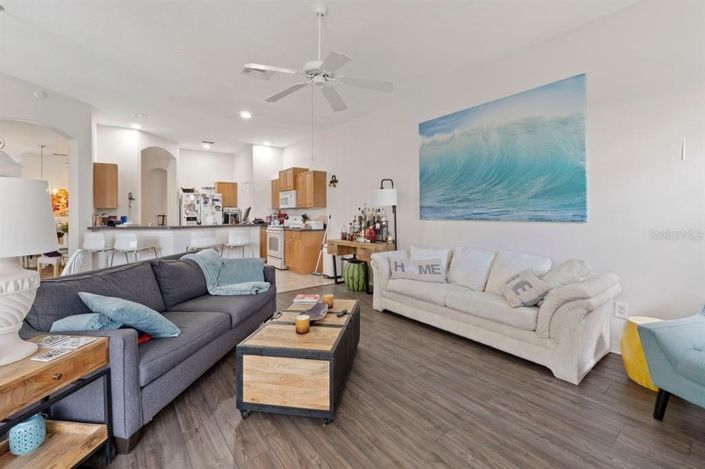 Image No.11-4 Bed Property for sale