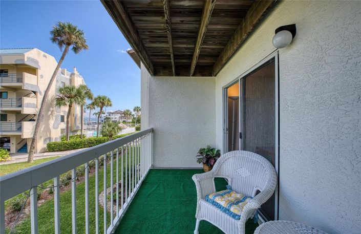 Image No.19-3 Bed Townhouse for sale