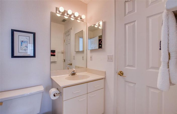 Image No.30-3 Bed Townhouse for sale