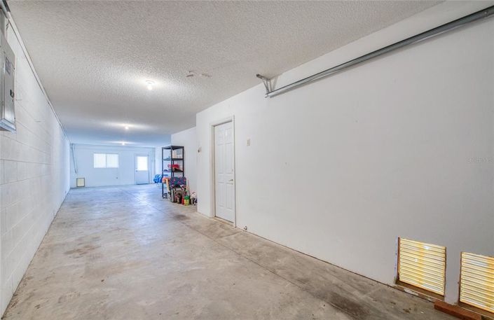 Image No.60-3 Bed Townhouse for sale