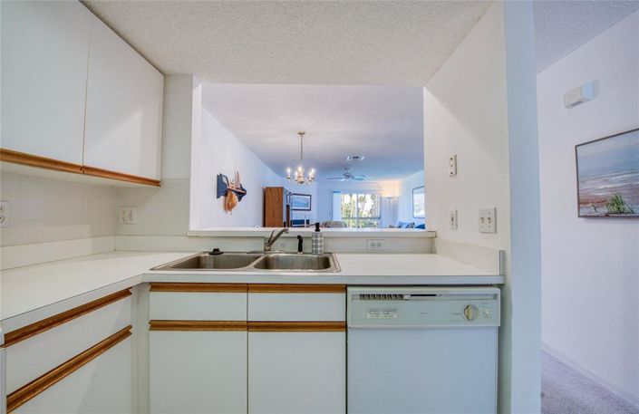 Image No.8-3 Bed Townhouse for sale