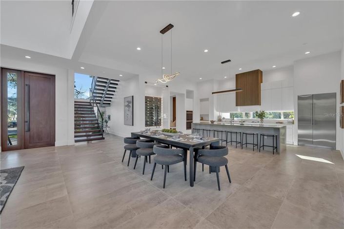 Image No.10-4 Bed Property for sale