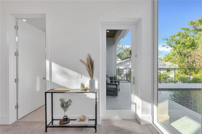 Image No.41-4 Bed Property for sale