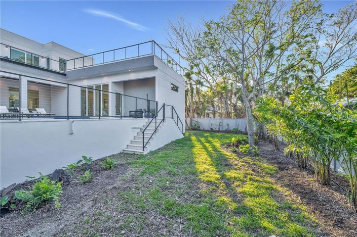 Image No.54-4 Bed Property for sale