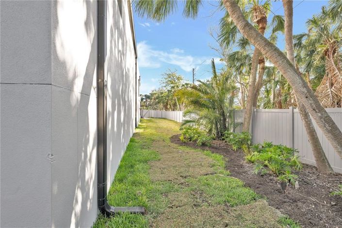 Image No.55-4 Bed Property for sale