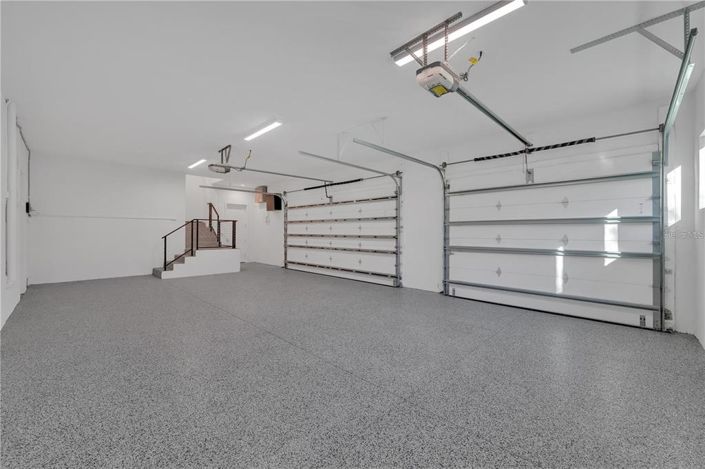 Image No.99-4 Bed Property for sale