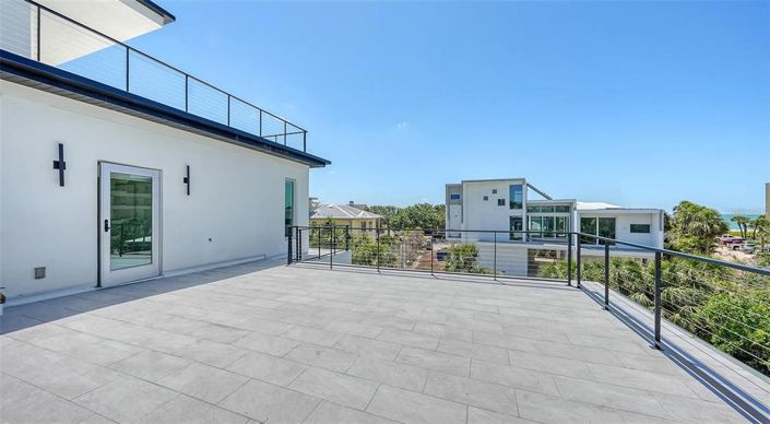 Image No.48-4 Bed Property for sale