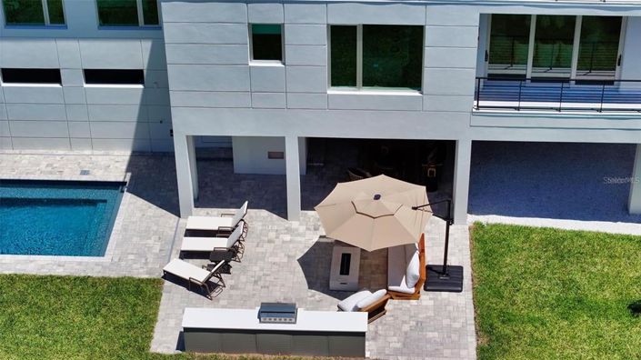 Image No.74-4 Bed Property for sale