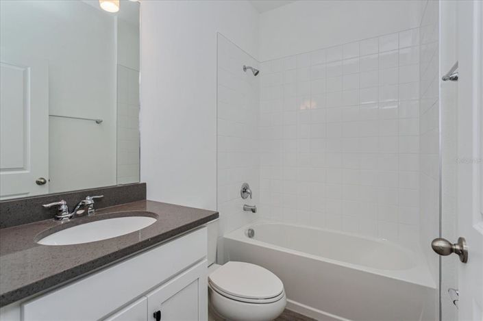 Image No.14-4 Bed Property for sale