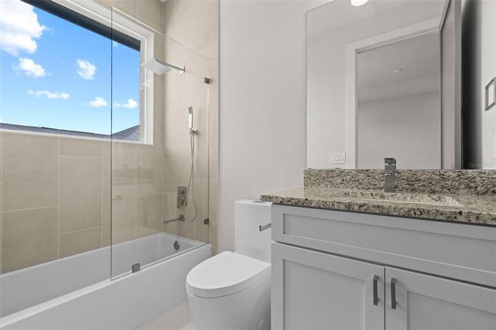 Image No.43-6 Bed Property for sale