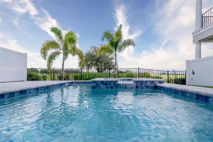 Image No.58-6 Bed Property for sale