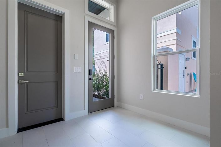 Image No.7-6 Bed Property for sale