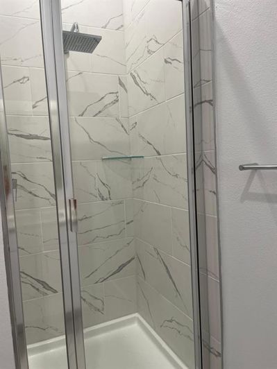 Image No.18-5 Bed Townhouse for sale