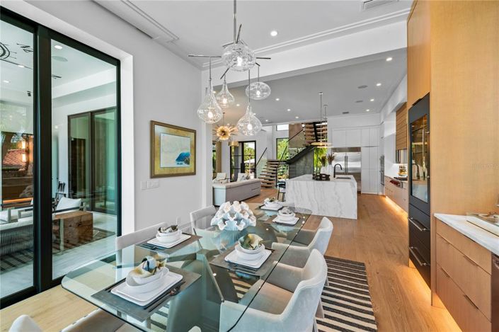 Image No.38-3 Bed Property for sale