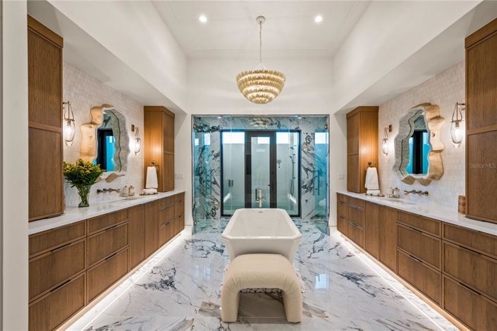 Image No.40-3 Bed Property for sale