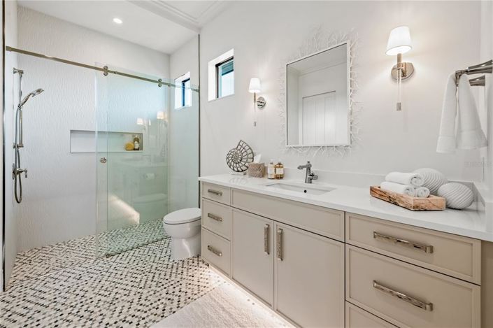 Image No.49-3 Bed Property for sale