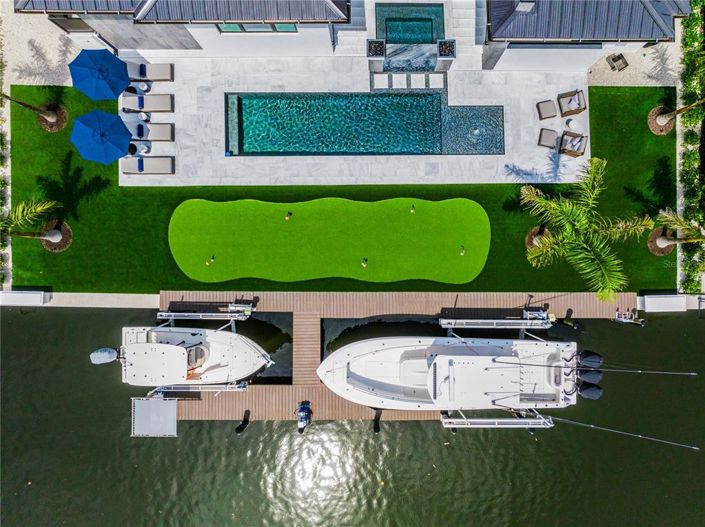 Image No.68-3 Bed Property for sale