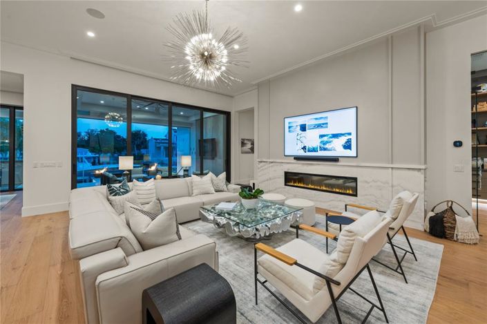 Image No.84-3 Bed Property for sale