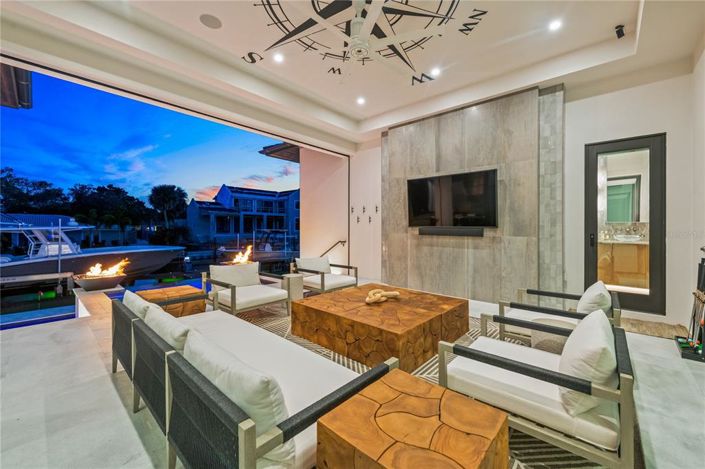 Image No.94-3 Bed Property for sale