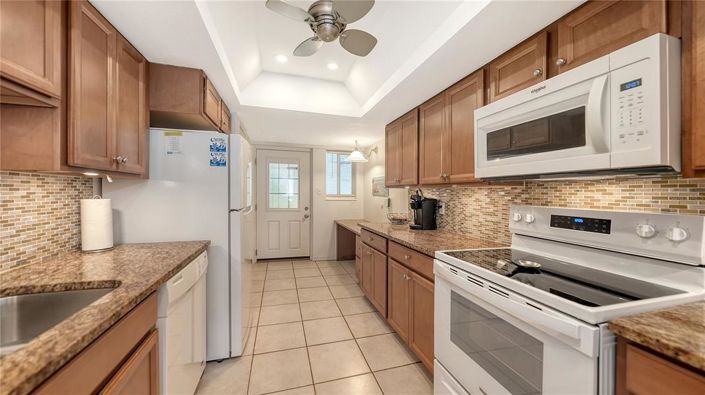 Image No.21-2 Bed Property for sale