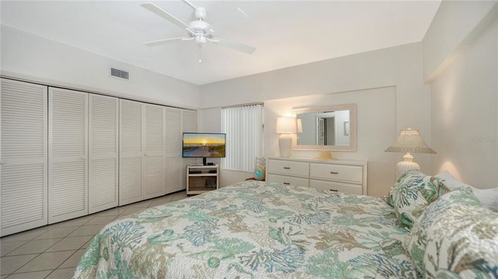 Image No.29-2 Bed Property for sale