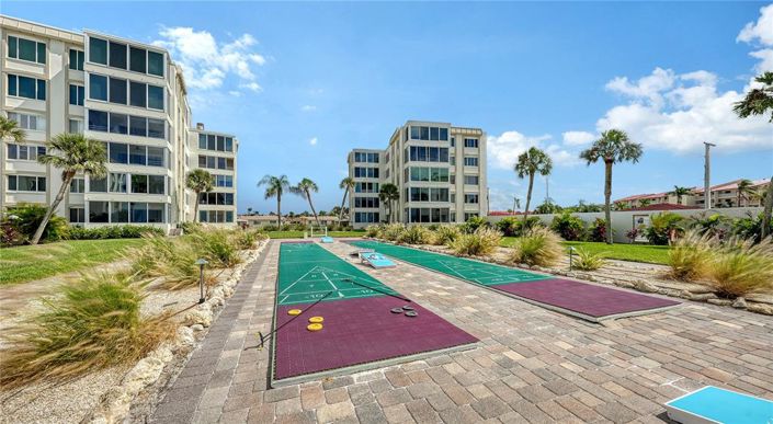 Image No.35-2 Bed Property for sale